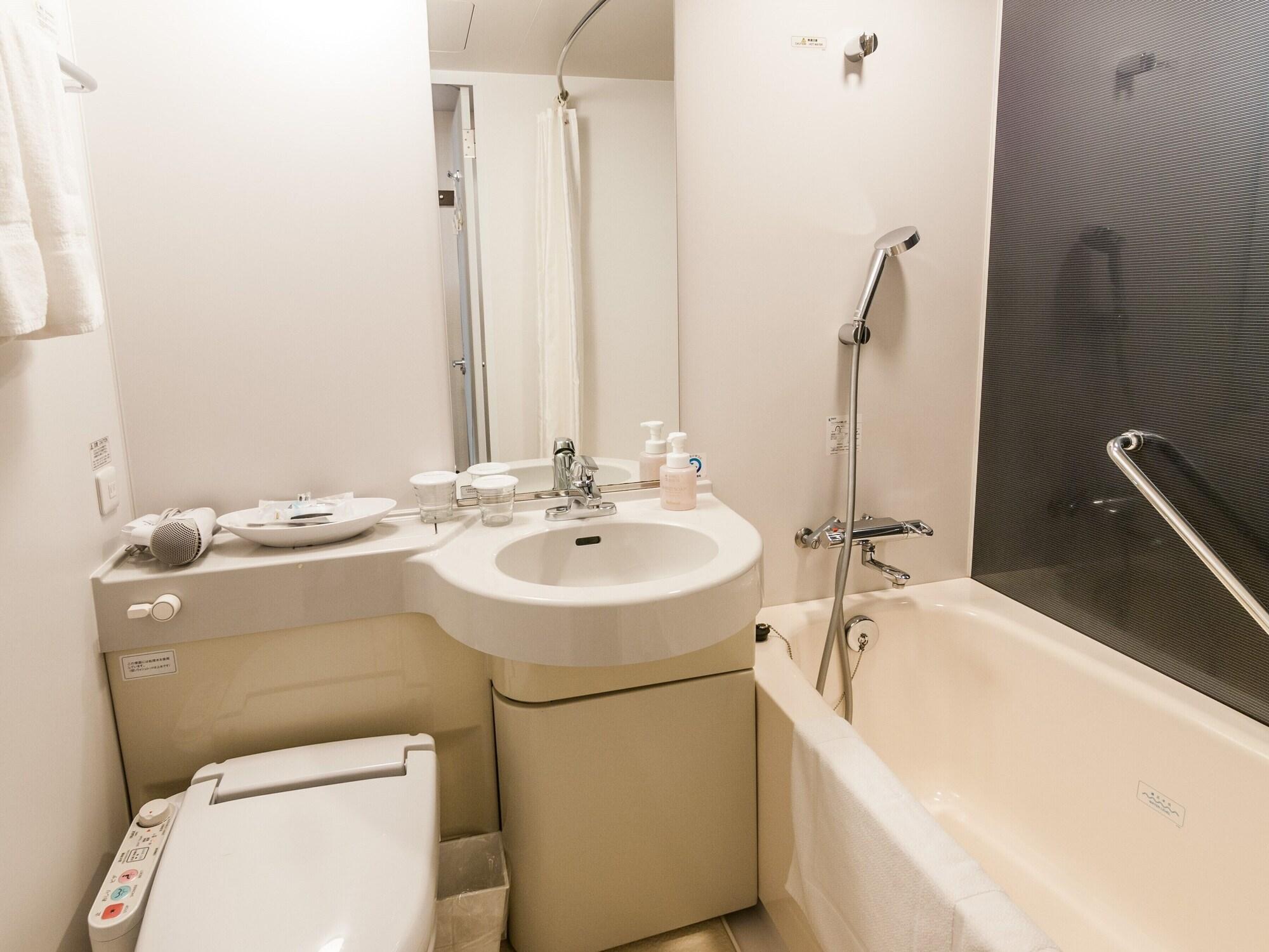 Richmond Hotel Fukuoka Tenjin Экстерьер фото