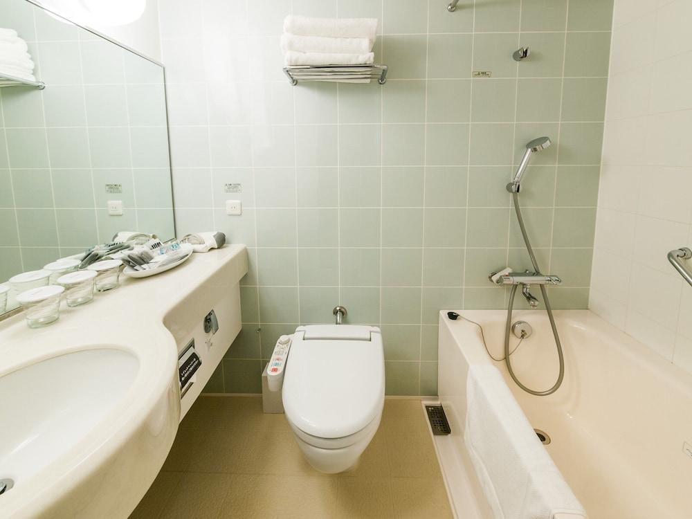 Richmond Hotel Fukuoka Tenjin Экстерьер фото